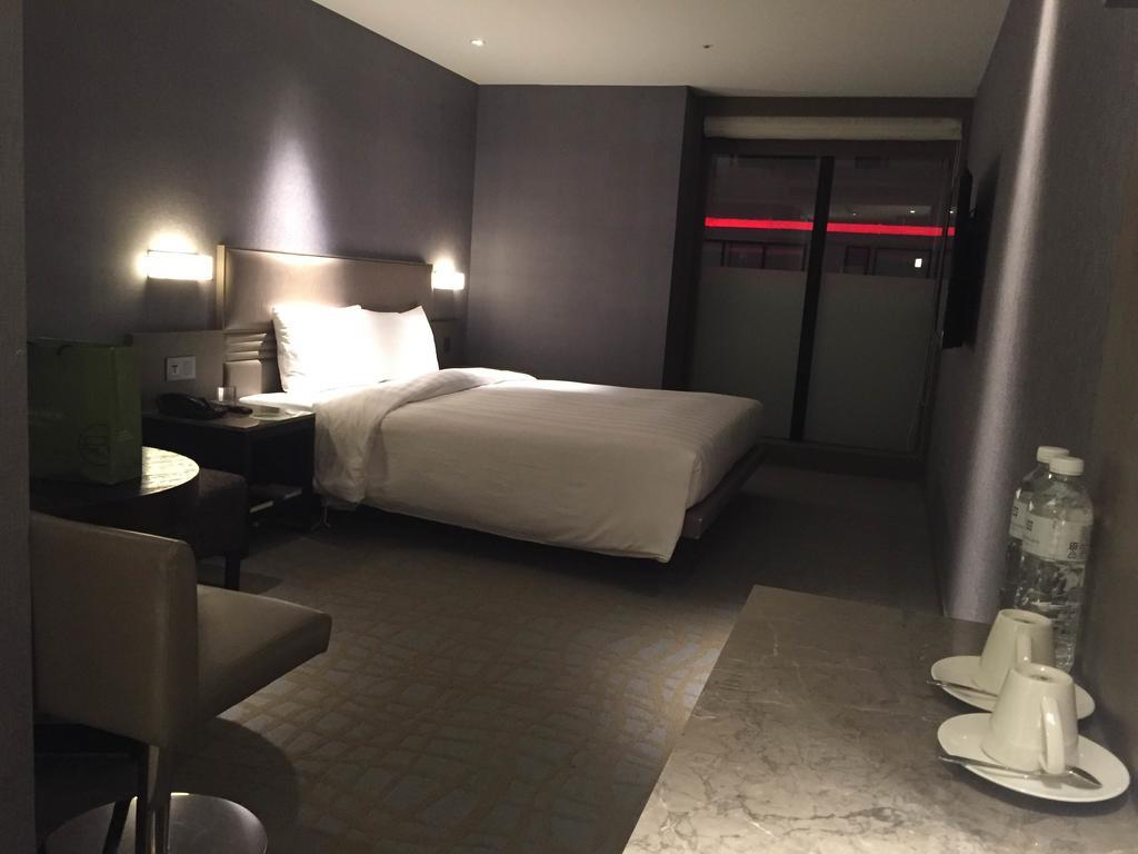 Hotel Midtown Richardson Taipeh Exterior foto